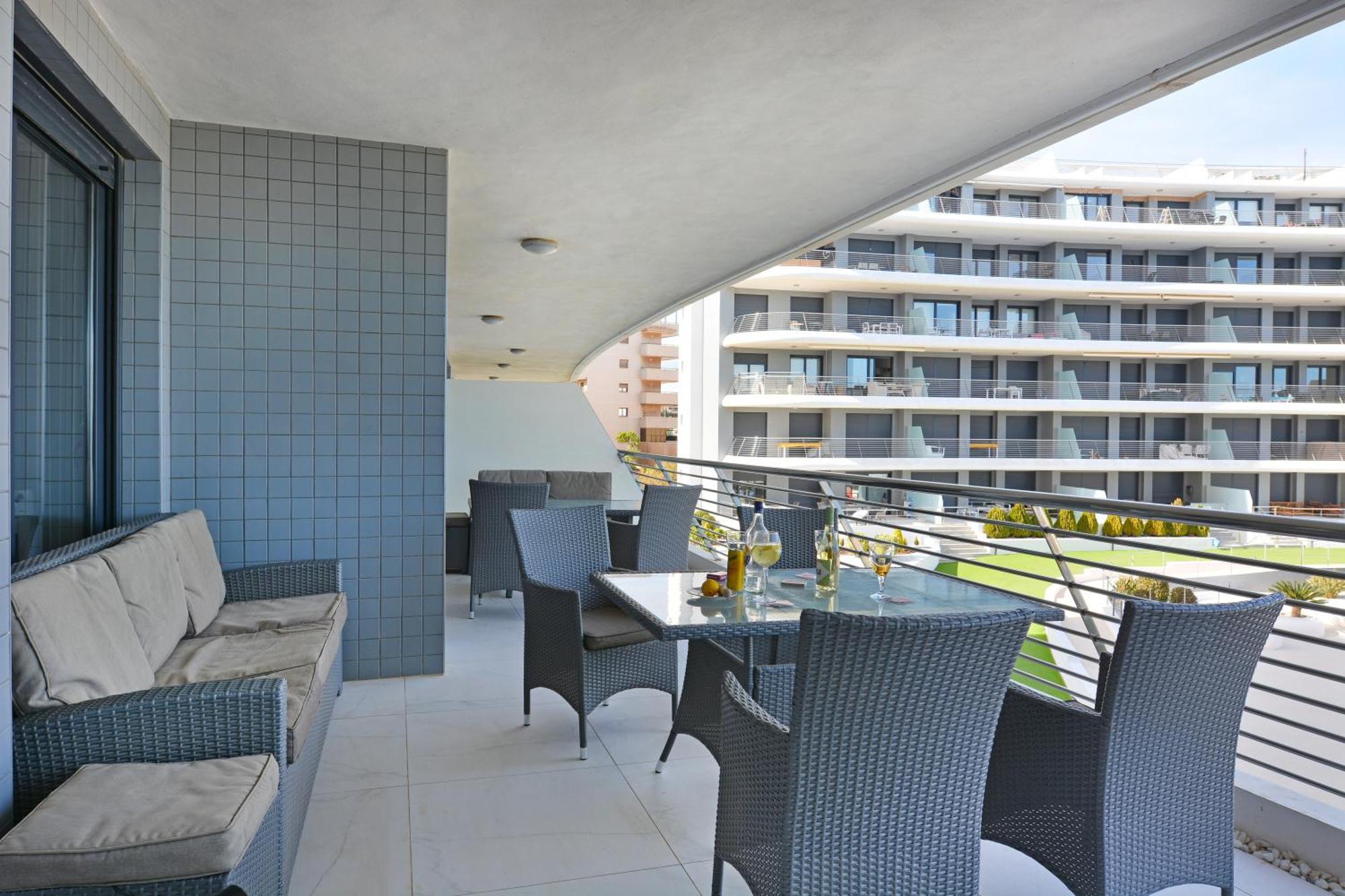 Infinity View Apartments By Nras Arenales del Sol Room photo