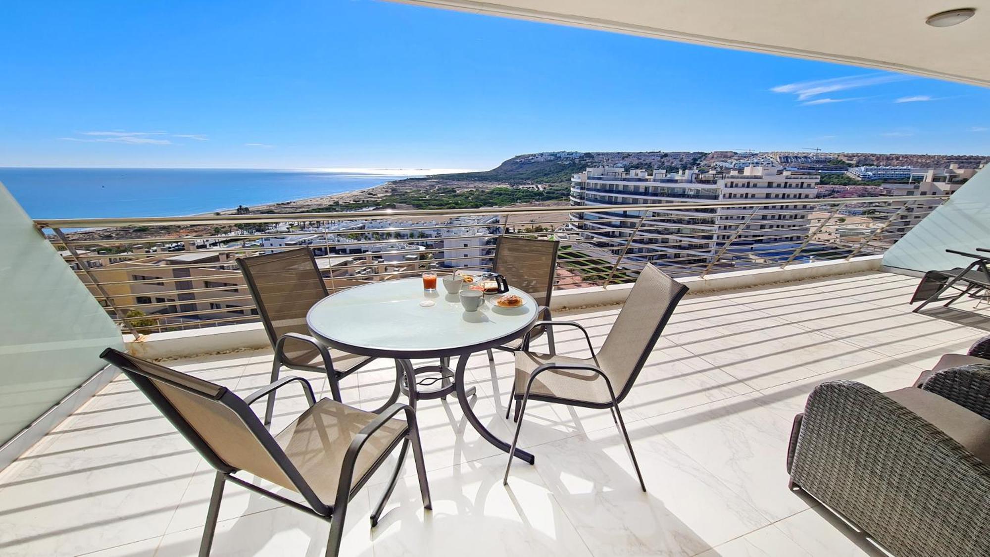 Infinity View Apartments By Nras Arenales del Sol Room photo