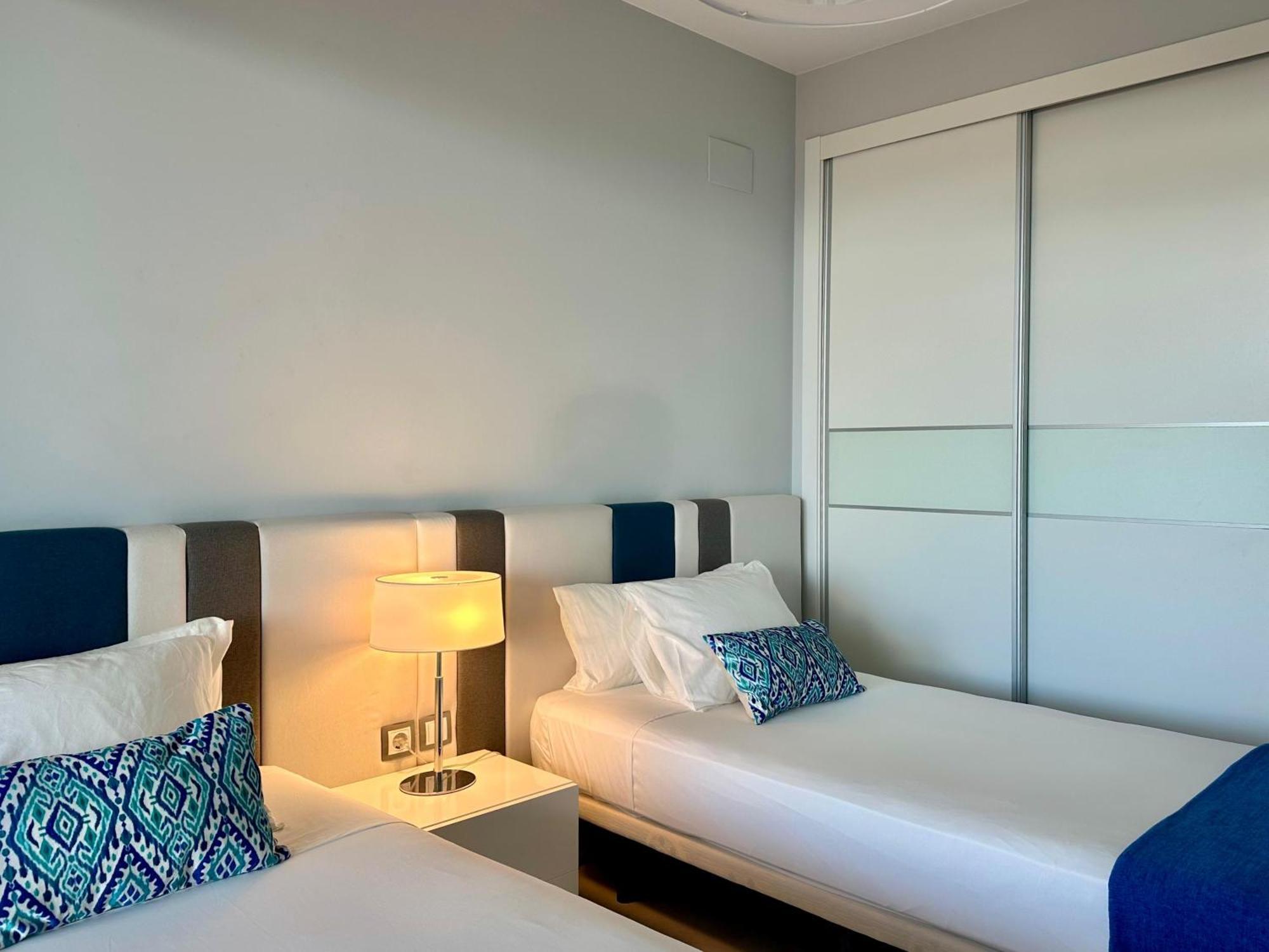 Infinity View Apartments By Nras Arenales del Sol Room photo